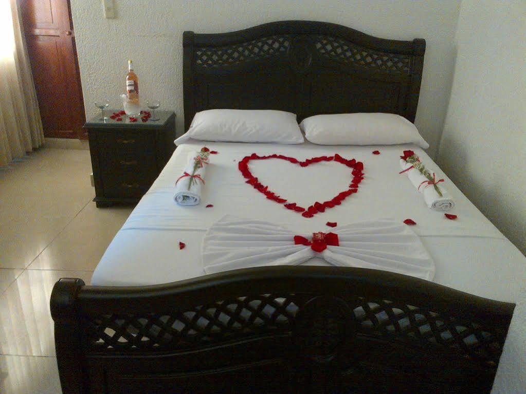 Hotel La Casa Del Turista Cartagena Eksteriør billede